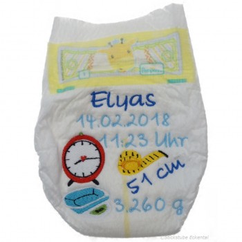 Pampers bestickt